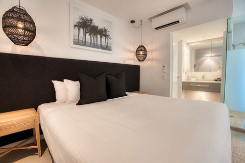 On The Beach Noosa - Inverell Accommodation 3