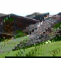 A Sacred Mountain Retreat - Inverell Accommodation