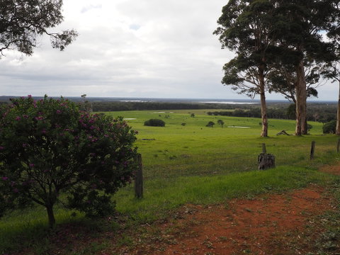 Augusta Sheoak Chalets - Inverell Accommodation 5