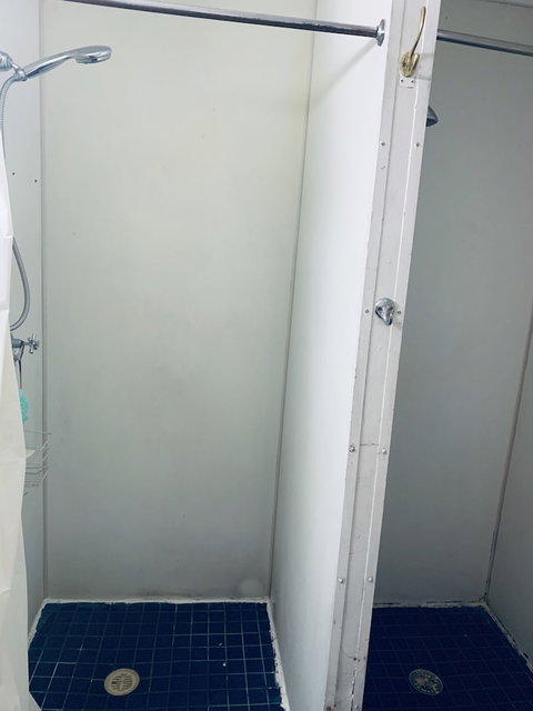 Yellow Submarine Backpackers - Inverell Accommodation 2