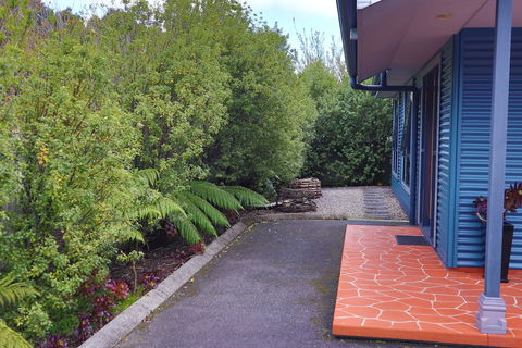 Strahan Bungalows - Inverell Accommodation 1