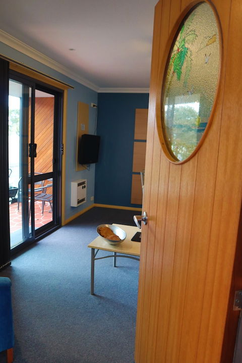 Strahan Bungalows - Inverell Accommodation 2