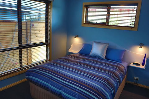 Strahan Bungalows - Inverell Accommodation 6