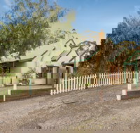 Country Pleasures BB - Inverell Accommodation