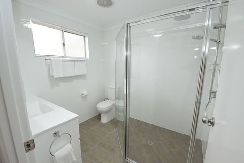Raintree Motel Biloela - Inverell Accommodation 2