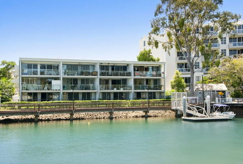 Jacaranda Noosa - Inverell Accommodation 1