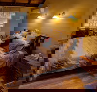 Trawool Cottages  Farmstay