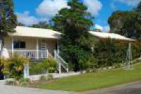 Tinaroo Sunset Retreat - Inverell Accommodation 0