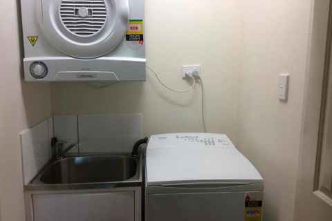 Tinaroo Sunset Retreat - Inverell Accommodation 2