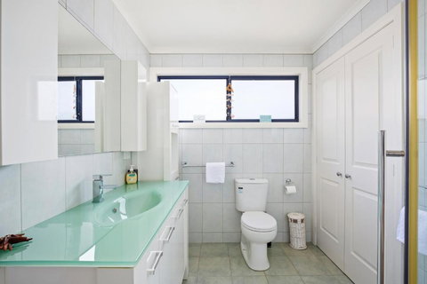 Seaspray - Inverell Accommodation 3