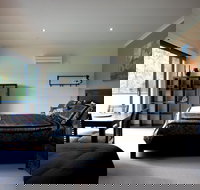 Deville at Healesville - Inverell Accommodation