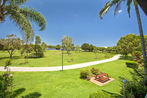 Regency Waterfront Motel - Inverell Accommodation 4