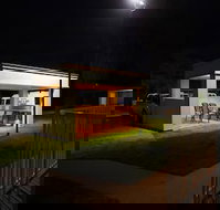 Jacaranda Motel  Holiday Units - Inverell Accommodation