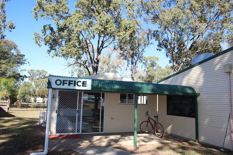 AAOK Jandowae Accommodation Park - Inverell Accommodation 2