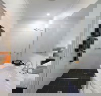 Cadman Motor Inn  Apartments - Inverell Accommodation