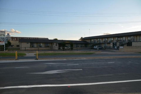 Adrian Motel - Inverell Accommodation 2