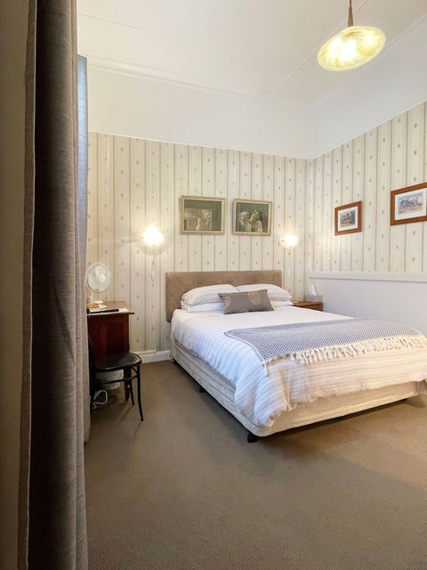 Strahan Wilderness Lodge - Inverell Accommodation 3