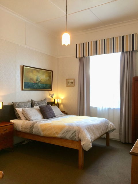 Strahan Wilderness Lodge - Inverell Accommodation 6
