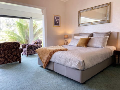 Strahan Wilderness Lodge - Inverell Accommodation 4