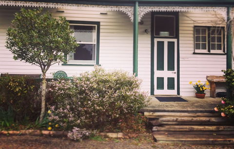Strahan Wilderness Lodge - Inverell Accommodation 1