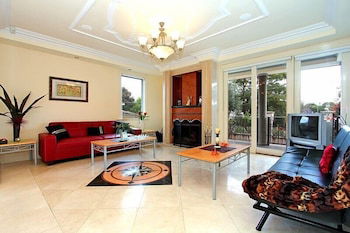 ABC Accommodation - Rosebud - Inverell Accommodation 0