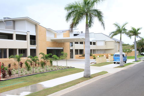 1770 Lagoons Central Apartment Resort - Inverell Accommodation 0