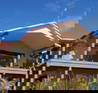 On the Deck  Shark Bay - Inverell Accommodation