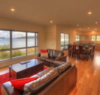 Fairwinds - Essentially Tas - Inverell Accommodation