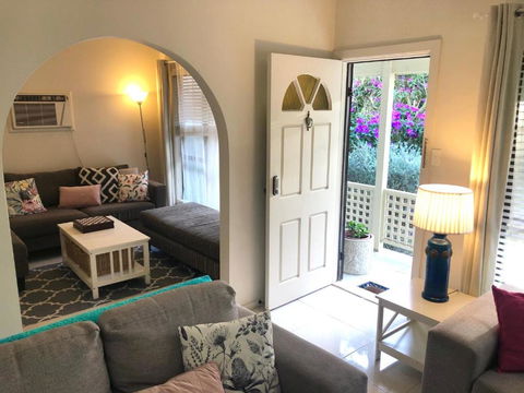 Ocean Beach Cottage - Inverell Accommodation 4
