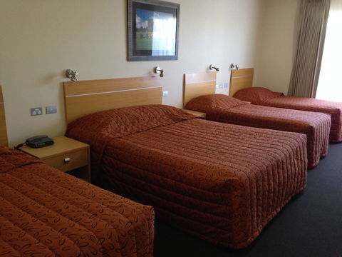 CluBarham Motel - Inverell Accommodation 5