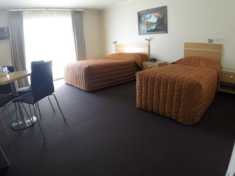 CluBarham Motel - Inverell Accommodation 3