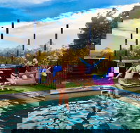 Dam It Getaway- Homestead - Inverell Accommodation