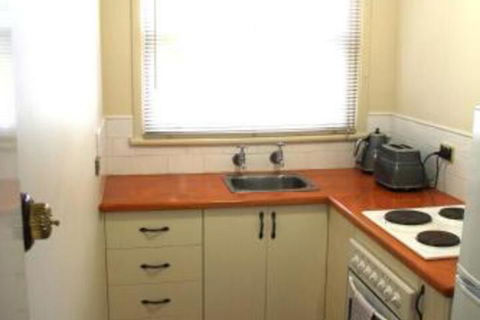 Grange Apartments - Inverell Accommodation 3