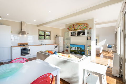 The Love Shack - Inverell Accommodation 3