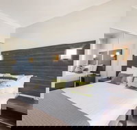 Dolphin Quay Apartments - Inverell Accommodation