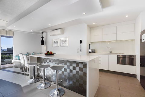 The Cove Noosa - Inverell Accommodation 2