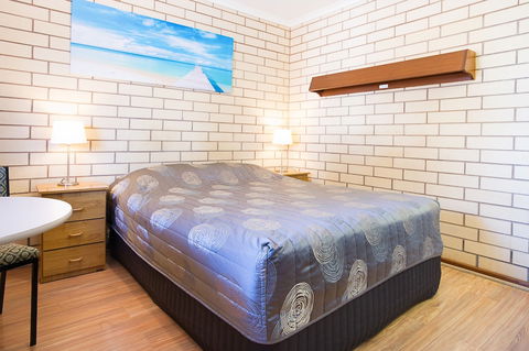 Augusta Budget Motel - Inverell Accommodation 2