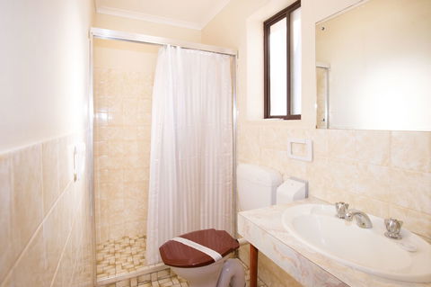 Augusta Budget Motel - Inverell Accommodation 5