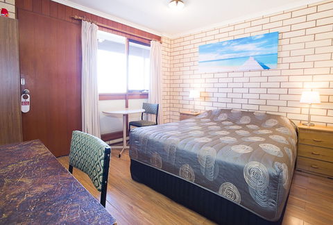 Augusta Budget Motel - Inverell Accommodation 3
