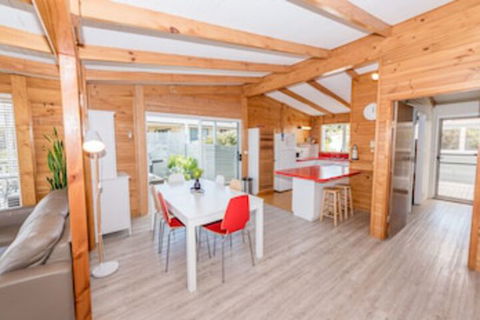 Acacia Cottage - Inverell Accommodation 0