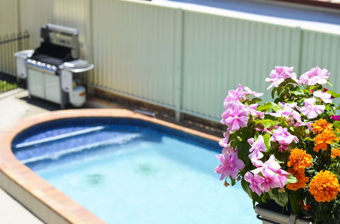 Golden Beach Motor Inn - Inverell Accommodation 6