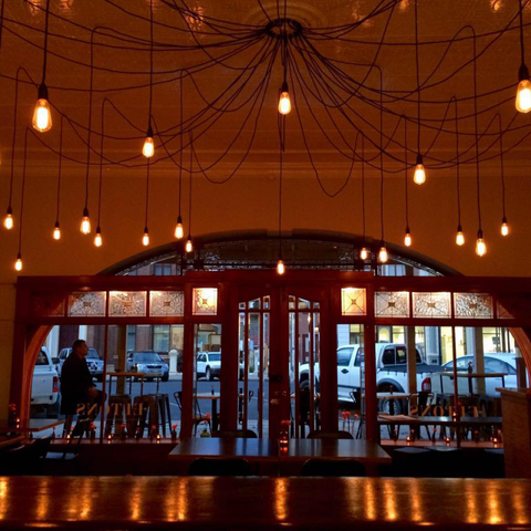 Eltons Eating + Drinking - Inverell Accommodation 2