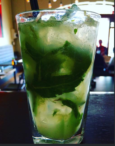 Eltons Eating + Drinking - Inverell Accommodation 4