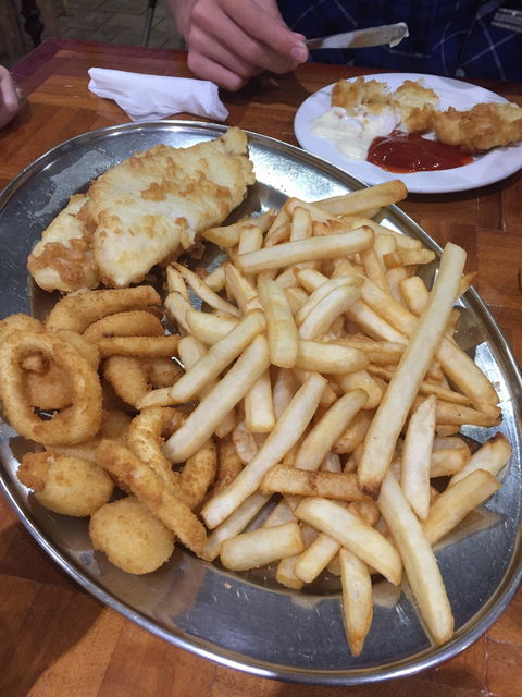 Barnacle Bill Family Seafood Restaurant - Inverell Accommodation 4