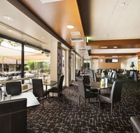 Deer Park Hotel