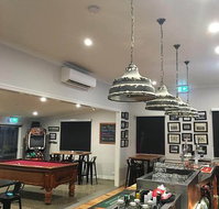 Hearn's Meredith Hotel - Inverell Accommodation