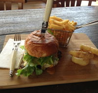 Doc Yarrum Cafe - Inverell Accommodation