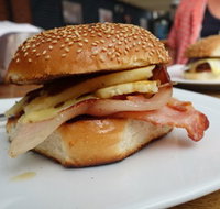 Huskisson Bakery  Cafe - Inverell Accommodation