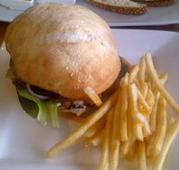 Two For Joy - Inverell Accommodation