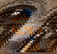 Mr Wong - Inverell Accommodation